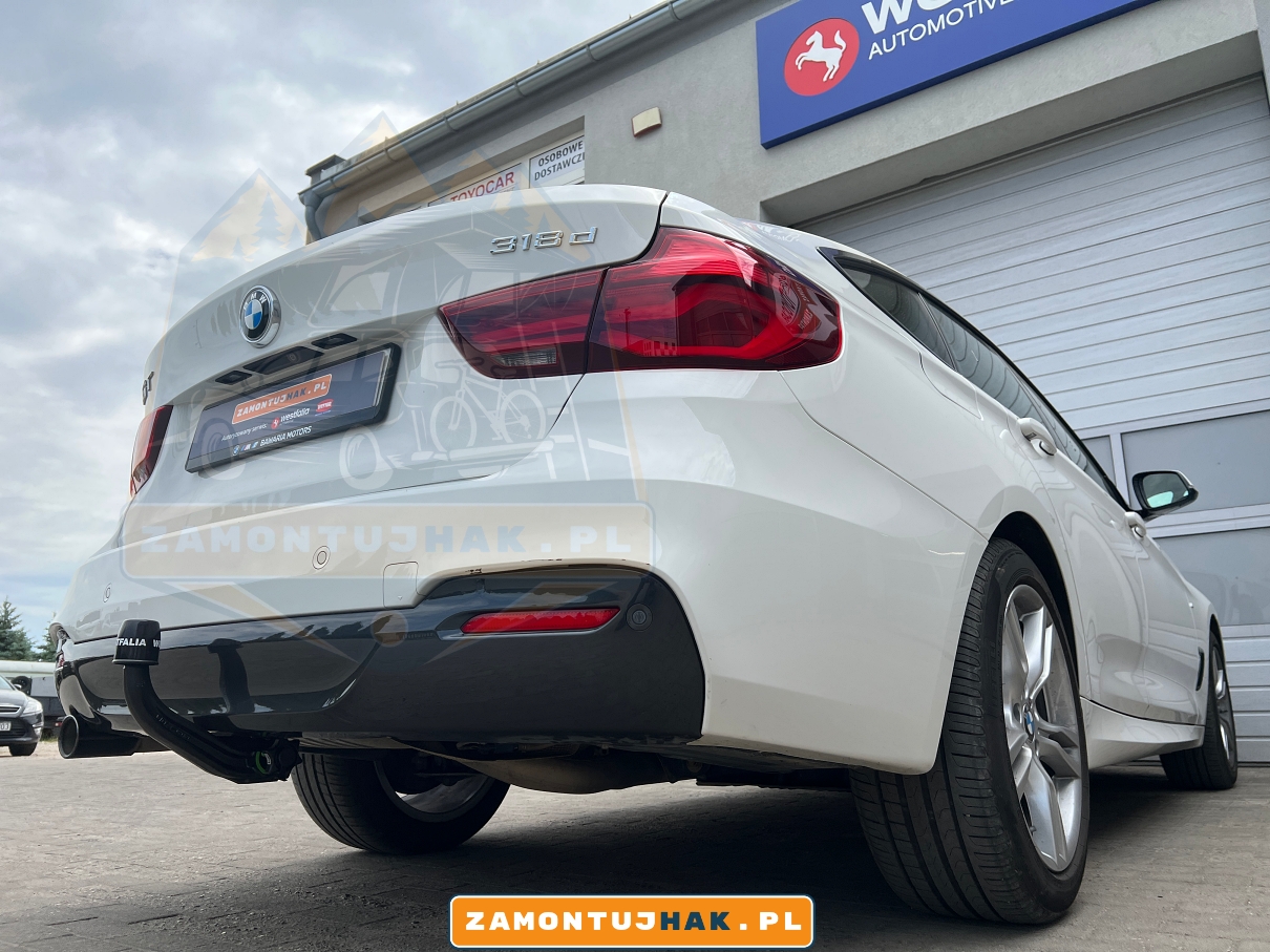 zdjecie z bliska na kule holownicza westfalia model a40v zamontowana w bmw 3gt f34 m-pakiet